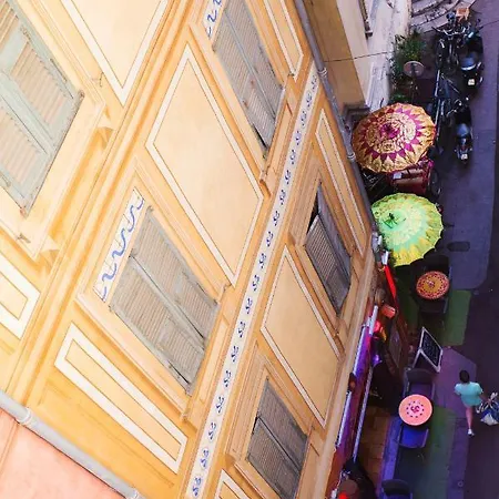 2p Vieux Rue Droite Nice
